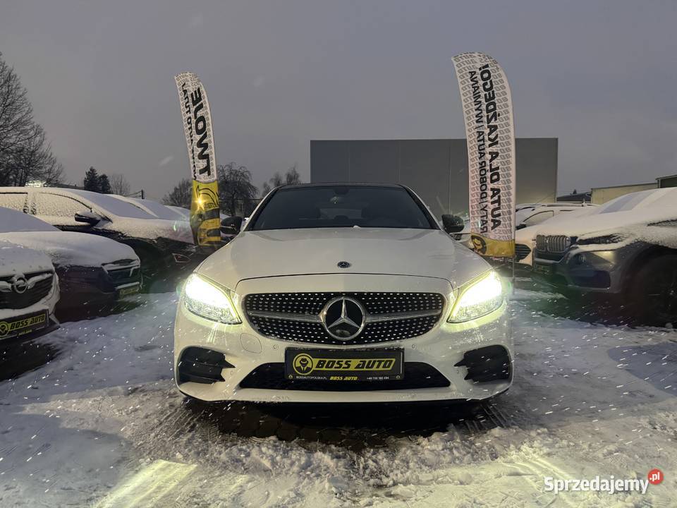 MercedesBenz C 300 2019 biały