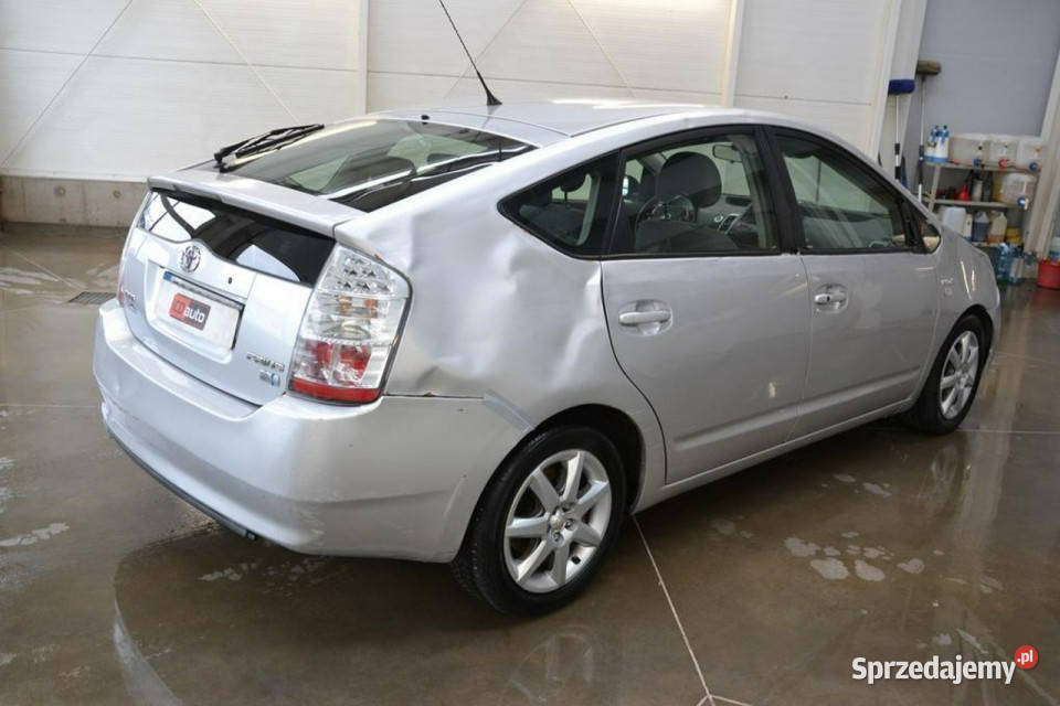 Toyota Prius 15 benzynka hybryda FAJNY PRZEBIEG Hatchback małopolskie Kęty sprzedam