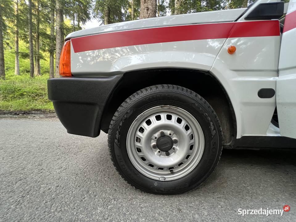 Fiat Panda Ambulans Zabytek Stan Kolekcjonerski Istebna