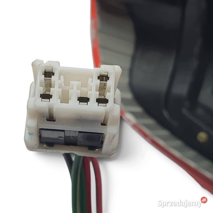 LAMPA PRAWA Nissan XTrail T30 20002007 tylna Chełm