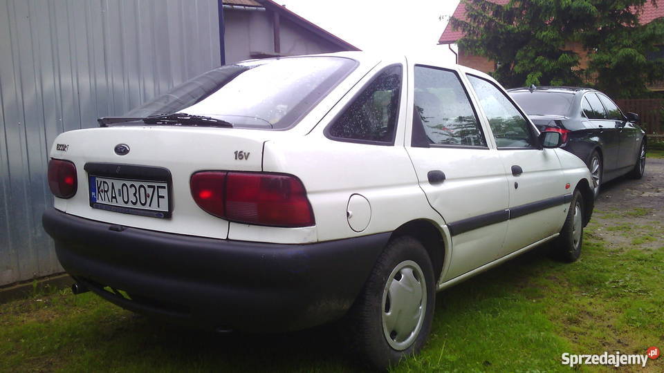 Doinwestowany i zadbany Ford Escort 16 Benz Krk Kraków