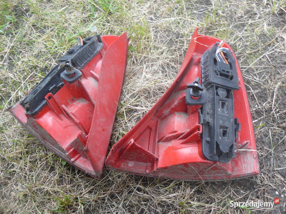 Lampa tylna prawa lewa Renault Clio II przedlift osobowe Kraków