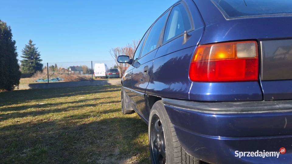 Astra Opel F Sprzedam 14 90 klima stan igła Hatchback Lisia Góra sprzedam