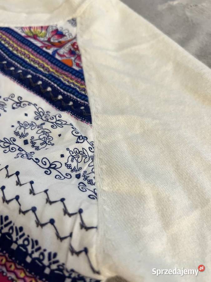Sweter bluzka z długim rękawem bez kaptura biały Bluzki i koszule Jasło