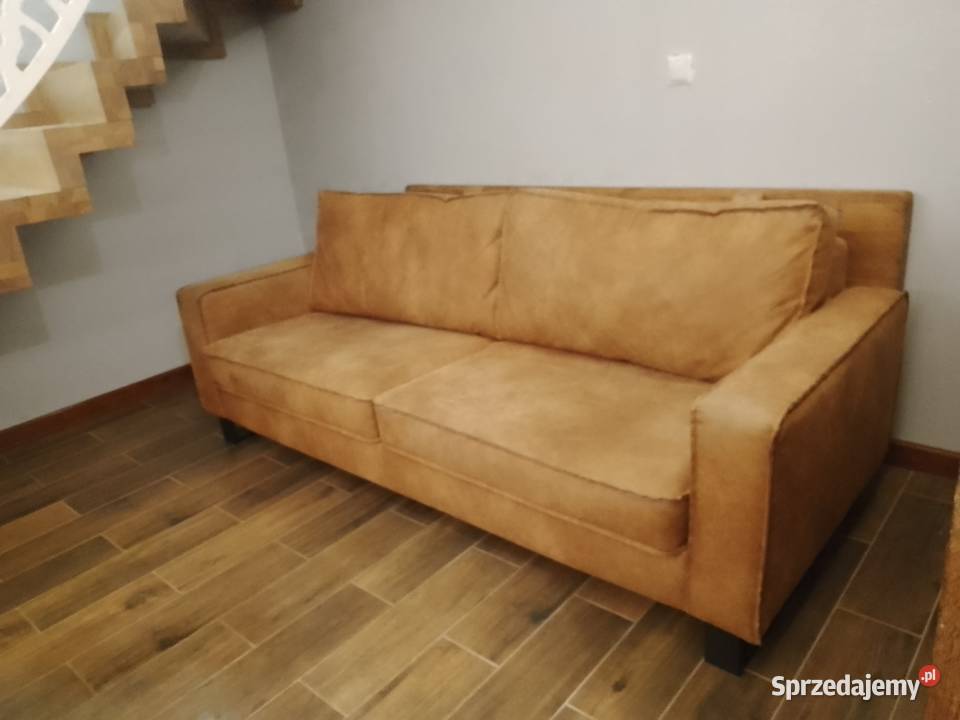Sofa York 4osobowa na metalowych nogach Stolno