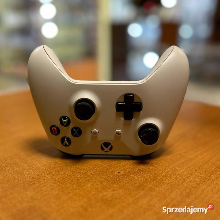 Pad Kontroler bezprzewodowy Xbox One Model 1708