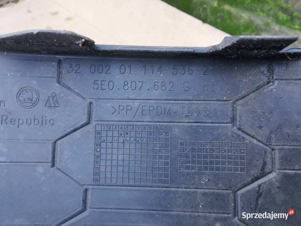 Kratka zderzaka przód prawa rh octavia 3 III wielkopolskie Sieraków