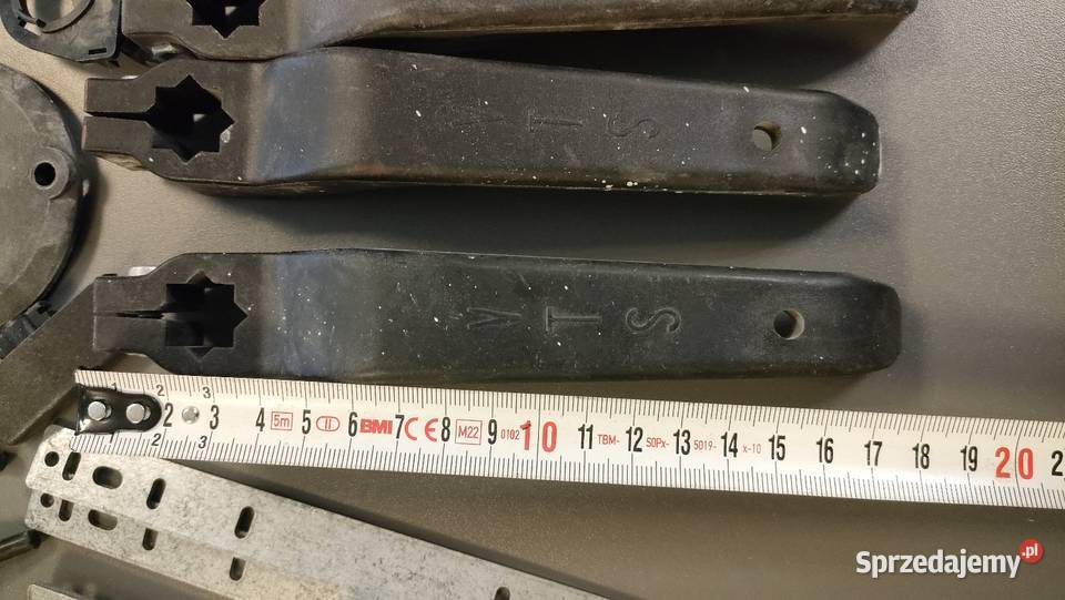 Klamki uchwyty akcesoria do szaf sterowniczym Szczecin