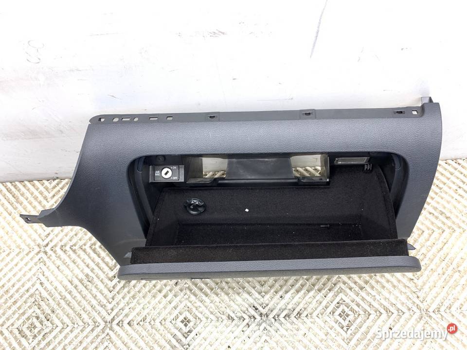 SCHOWEK PASAŻERA VW GOLF V Hatchback 0310 PÓŁKA osobowe