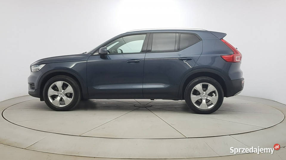 Volvo XC 40 T3 Momentum Pro Z Polskiego Salonu Warszawa