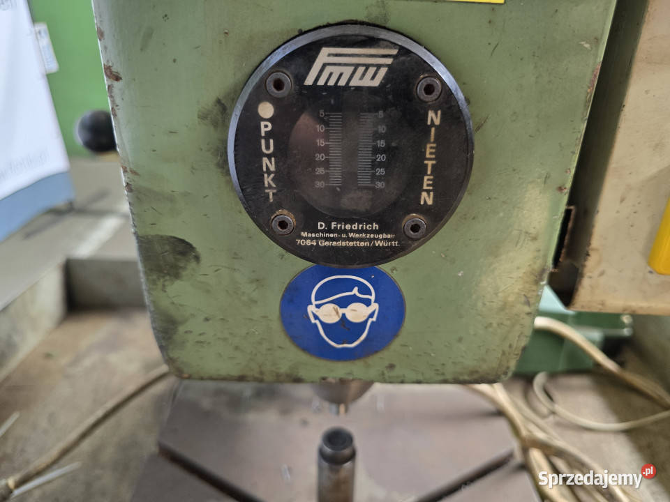 Pneumatyczna nitownica radialna FMW BNE 12 7