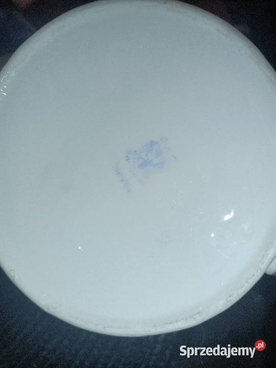Stara porcelana z sygnaturami wykopaliska Kępno