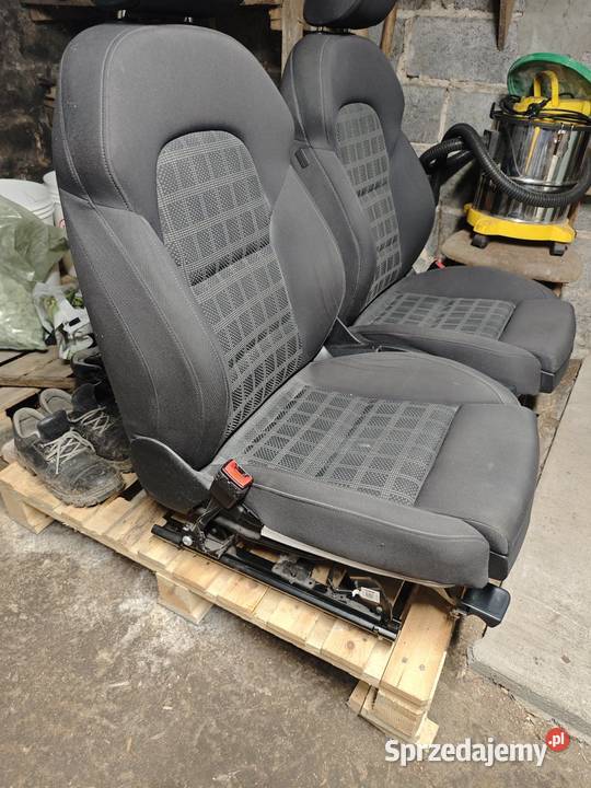 Sprzedam fotele Audi A4 b8 Imbramowice