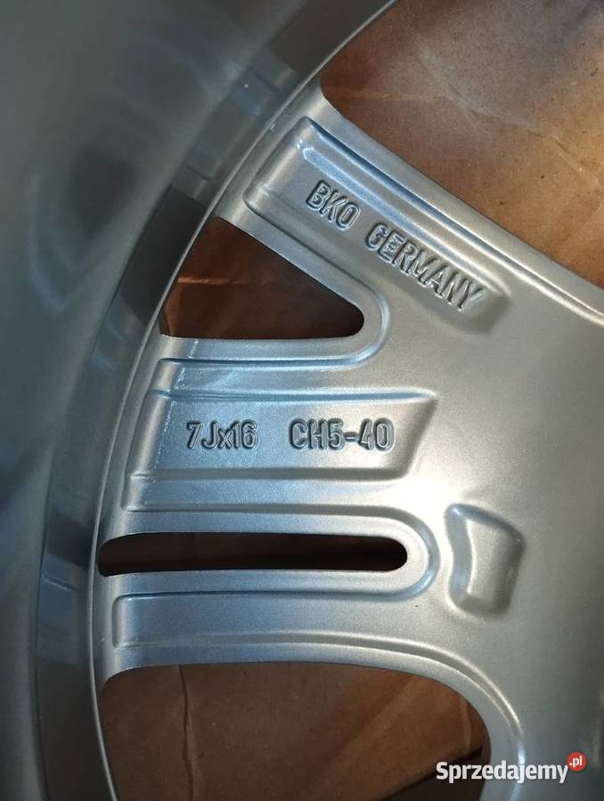 Felga Peugeot 16 5x108 7J ET40 651mm oryginał Peugeot OE Kamieniec