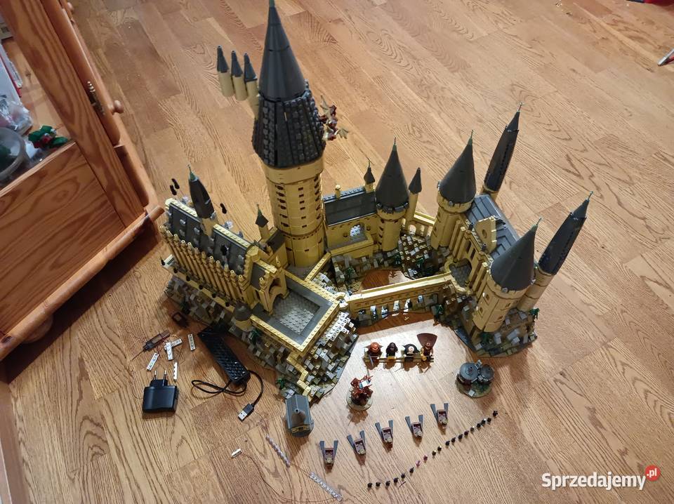 klocki Zamek Hogwart z oświetleniem Harry Potter Warszawa