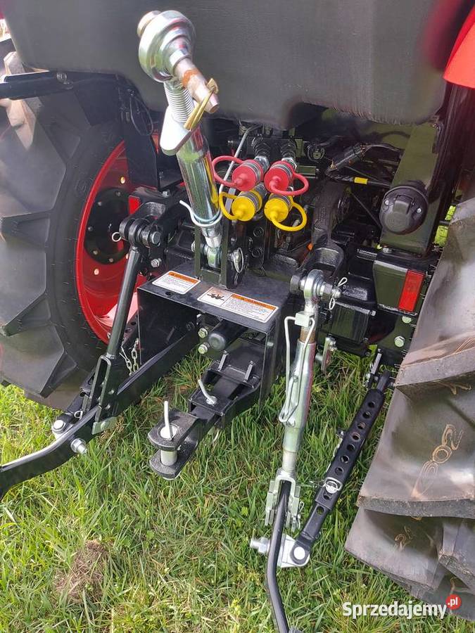 Ciągnik sadowniczy TYM F50 Dostępny ręki Sienno