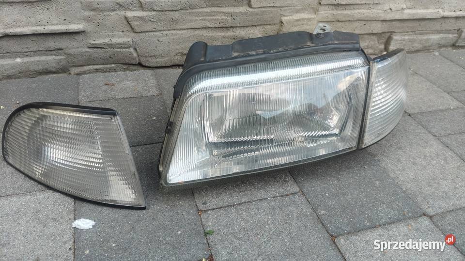 Zestaw lampy Audi A4 B5 reflektor lewy Rok produkcji 1996 Łódź