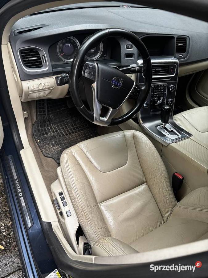 Volvo s60 25 250 skórzana tapicerkazadbane 2497cm3 podkarpackie