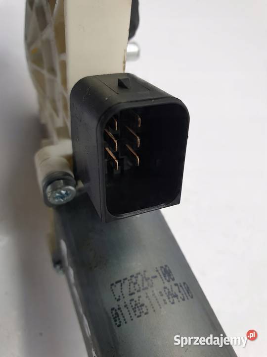 Mercedes A205 W205 SILNICZEK SZYBY prawy tył