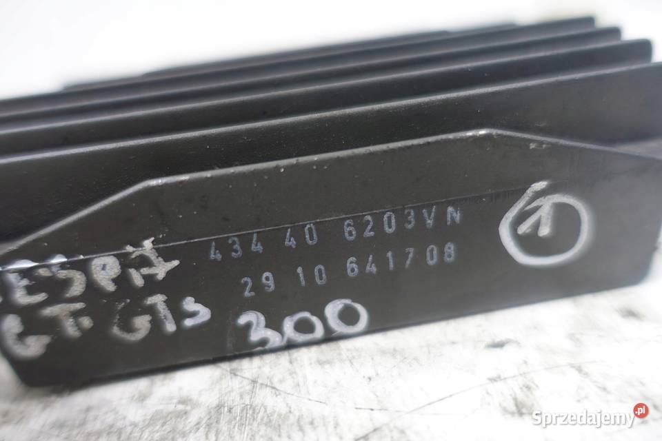 Piaggio Vespa GT GTS 300 REGULATOR NAPIĘCIA lubelskie Chełm sprzedam