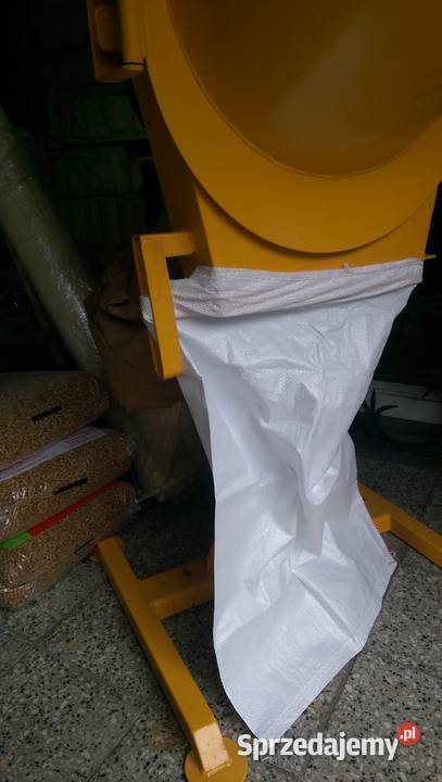 Młyn młotkowy bijakowy M 02 śrutownik Radom