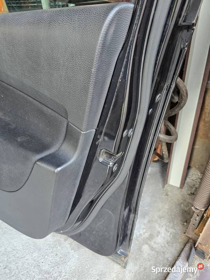 Passat b6 drzwi prawy przód osobowe Drzwi