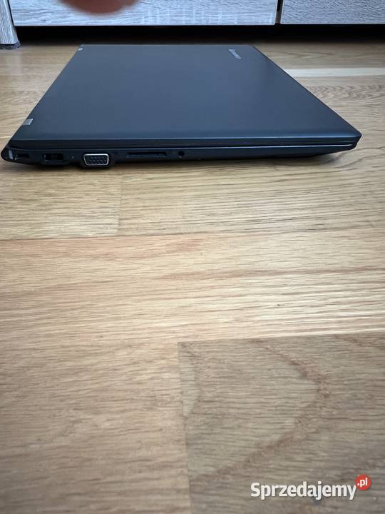 Lenovo E3180 i36006U 8GB RAM ssd240GB 133 Święta Katarzyna