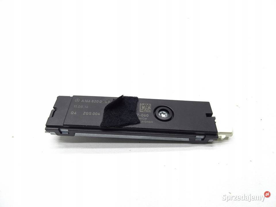 WZMACNIACZ ANTENY ANTENOWY 8U0035225A AUDI Q3 8U osobowe Pozostałe