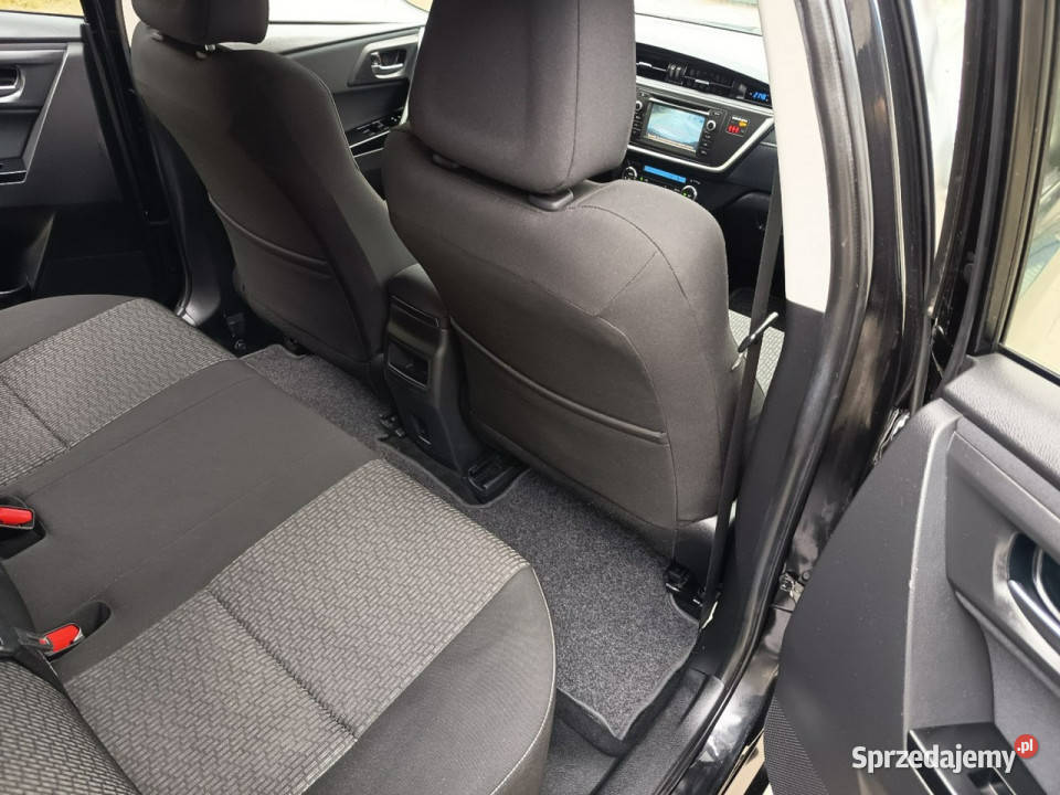 Toyota Auris Or lakier udokumentowany wielofunkcyjna kierownica Auris Janów Lubelski