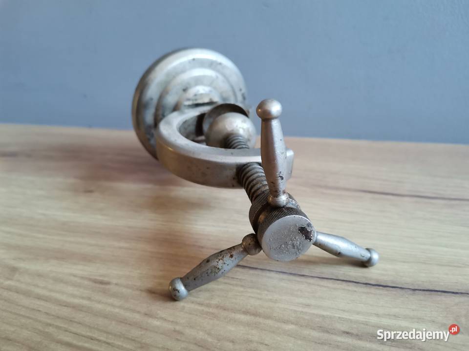 Stary metalowy dziadek do orzechów Siemianowice Śląskie