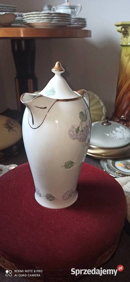 Dzbanek KPM Germany Hortensja Syg z lat 19041927