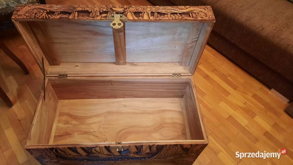 piękny kufer Szczecinek sprzedam