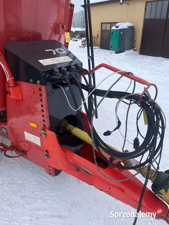 Wóz paszowy paszowóz Kuhn Euromix 1 niski 16m3 Myszyniec sprzedam