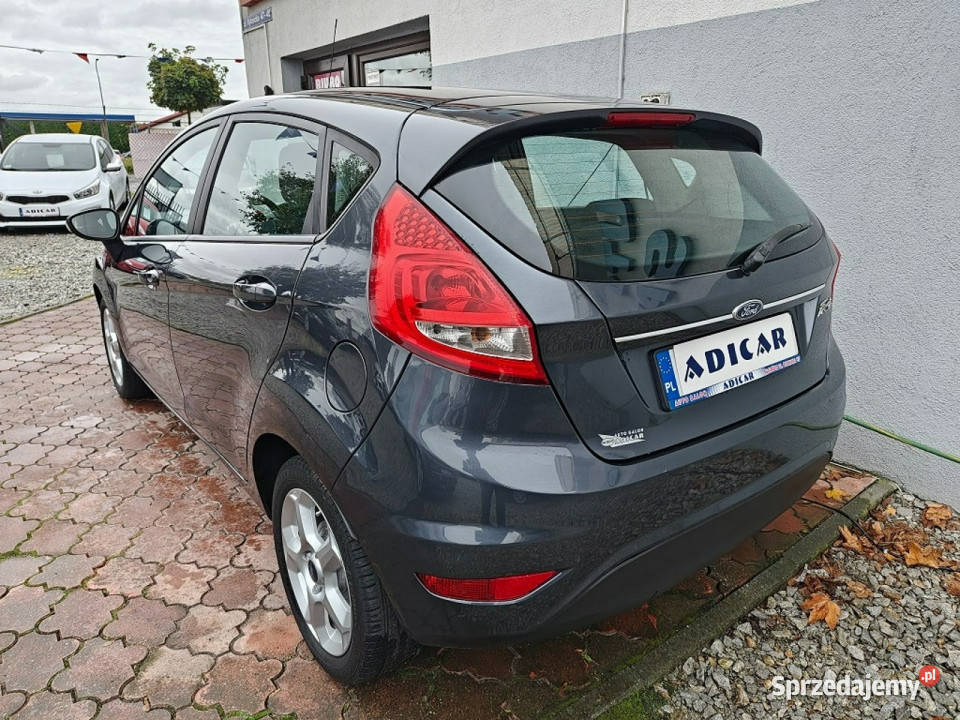 Ford Fiesta klima wielofunkcja elszyby isofix Zarejestrowany w Polsce Racibórz