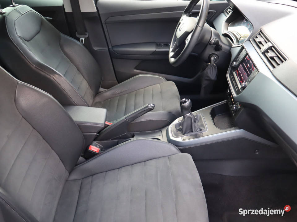 Seat Arona 10 TSI światła LED Katowice