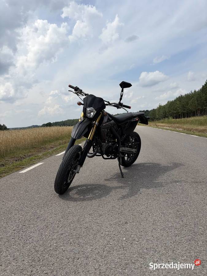 Motorower Rieju MRT Pro 50 Black series nieuszkodzony Trębowiec Duży