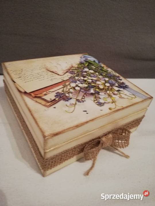 Szkatułka vintage kwiaty hamdmade