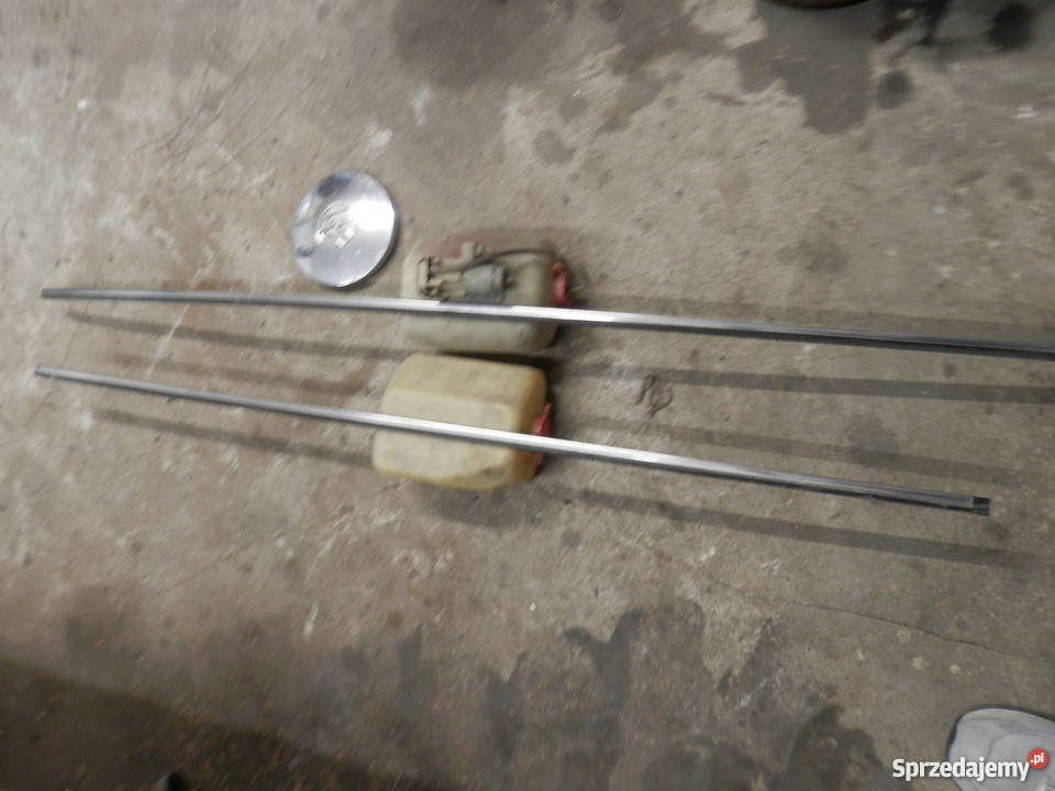 VW Golf I listwy boczne Karoseria Ropczyce