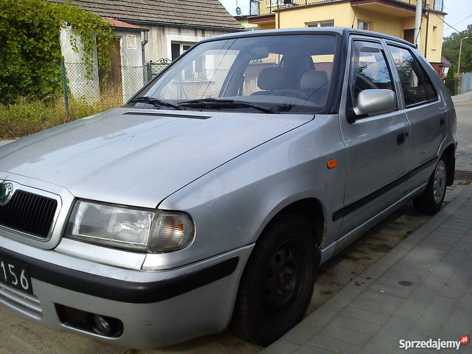 Skoda Felicia 13 MPI 1 właściciel Salon