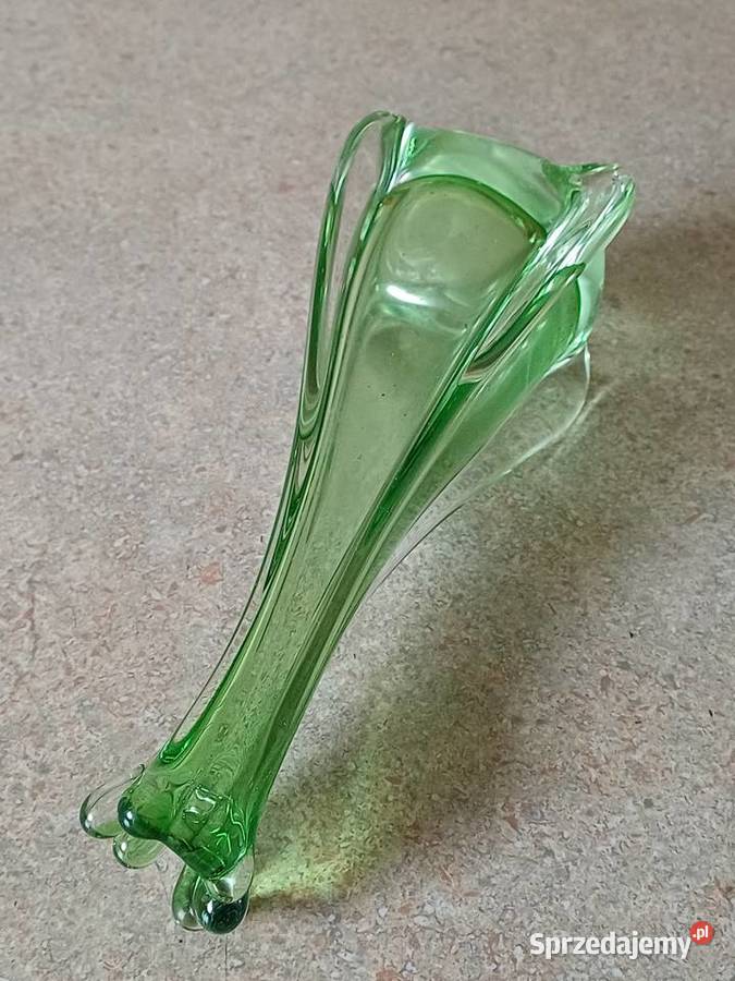 vintage zielony wazonik