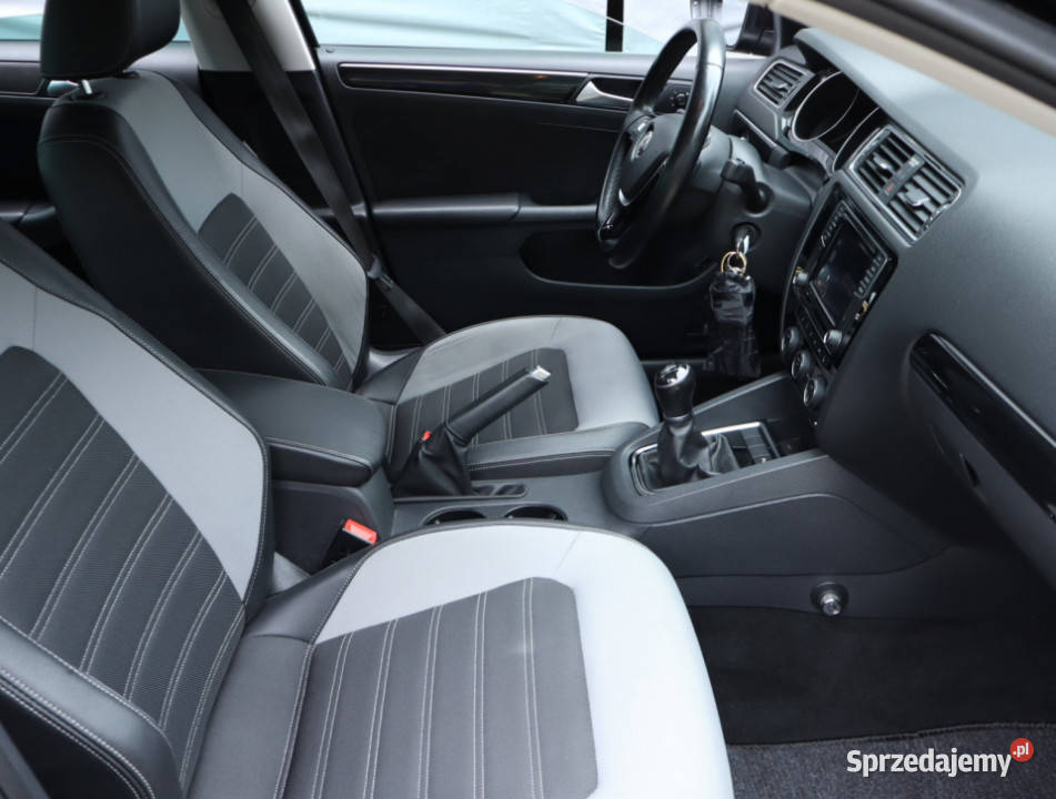 VW Jetta 14 TSI Piaseczno