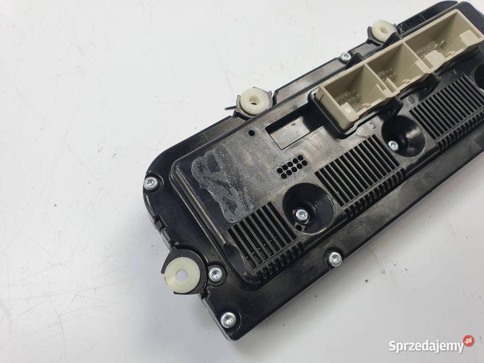 PANEL KLIMATYZACJI VOLKSWAGEN TOURAN 06R osobowe kujawsko-pomorskie Lipno