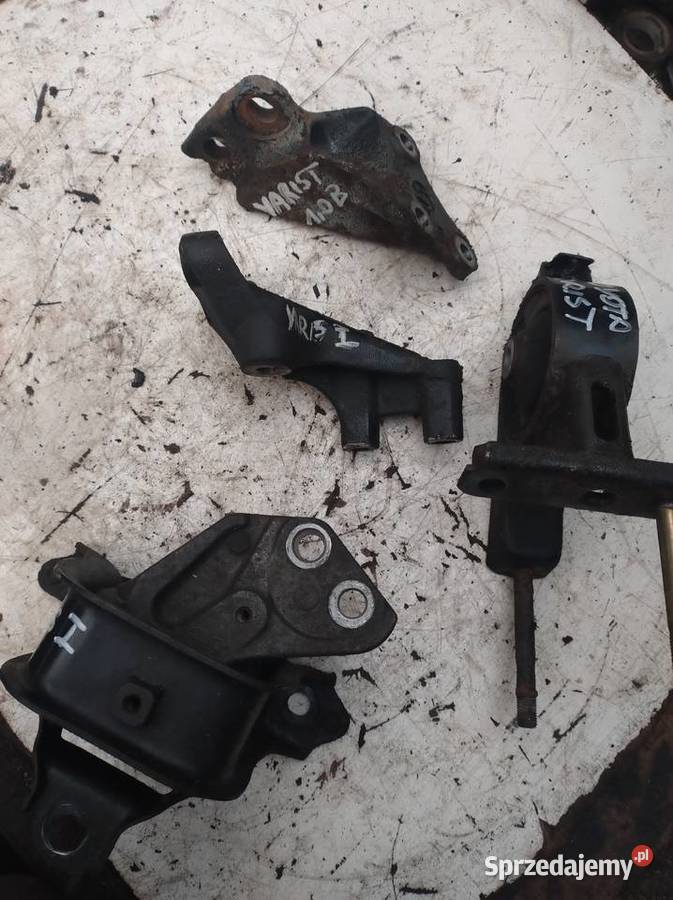 TOYOTA YARIS I 10 łapa poduszka silnika Kielce