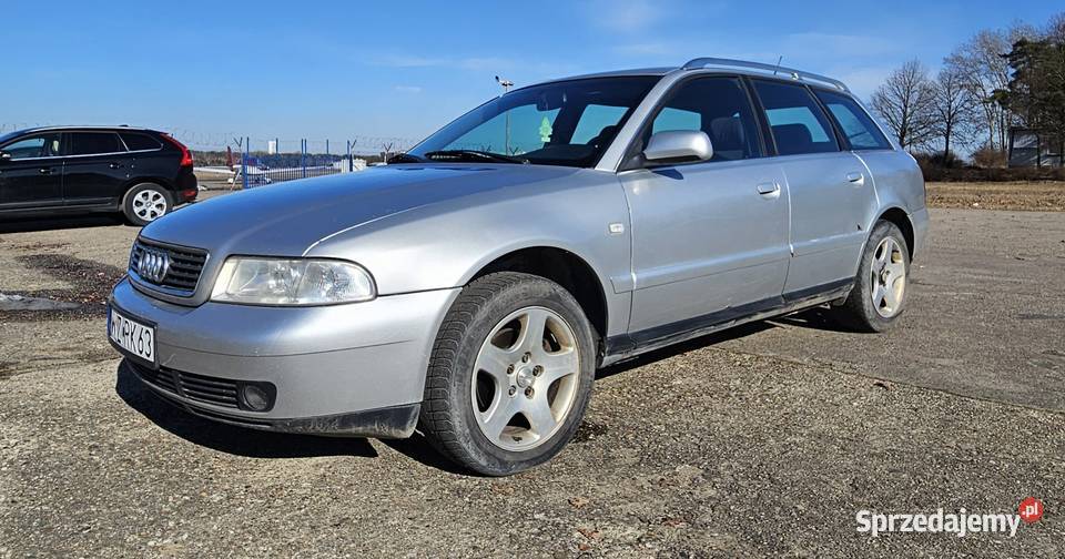 Audi A4 B5 19TDI AHH 90 Pompa 11mm 2000r Rok produkcji 2000 Majdan Ostrowski sprzedam