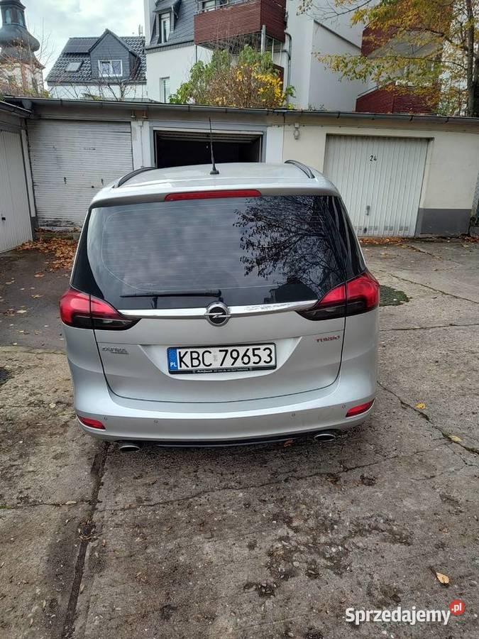 Sprzedam Opla Zafirę 16 Turbo benzyna 200 benzyna Bochnia