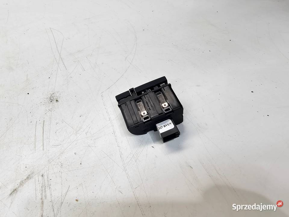 GUZIK PRZEŁĄCZNIK SCHOWKA AUDI A6 C6 4F1927227B Panele sterowania, przełączniki Przystajń