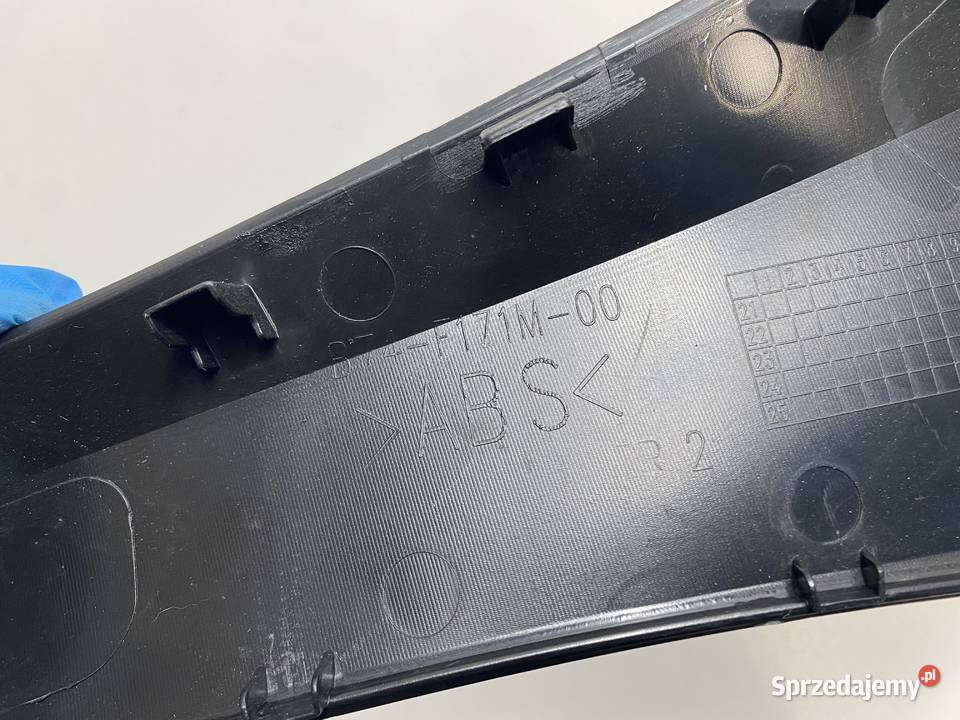 YAMAHA X XMAX 1823 PŁUG LISTWA PRAWA B74F171M00 Siedlce