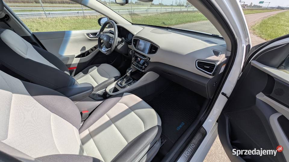 Hyundai Ioniq 2019 16 premium hybryda krajowy Lublin