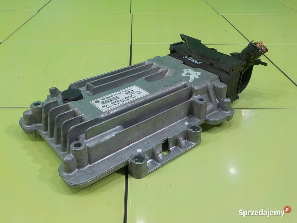 HYUNDAI i40 17 CRDI AUT 13r SEDAN 4D sterownik osobowe Suków