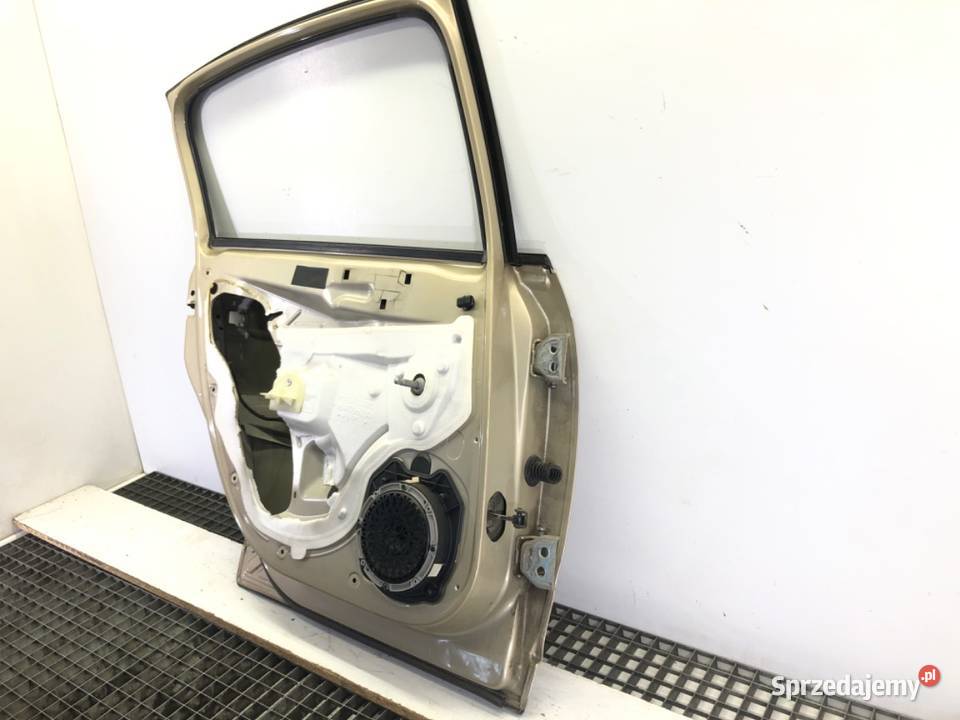 DRZWI LEWY TYŁ CITROEN C4 I Hatchback 0414